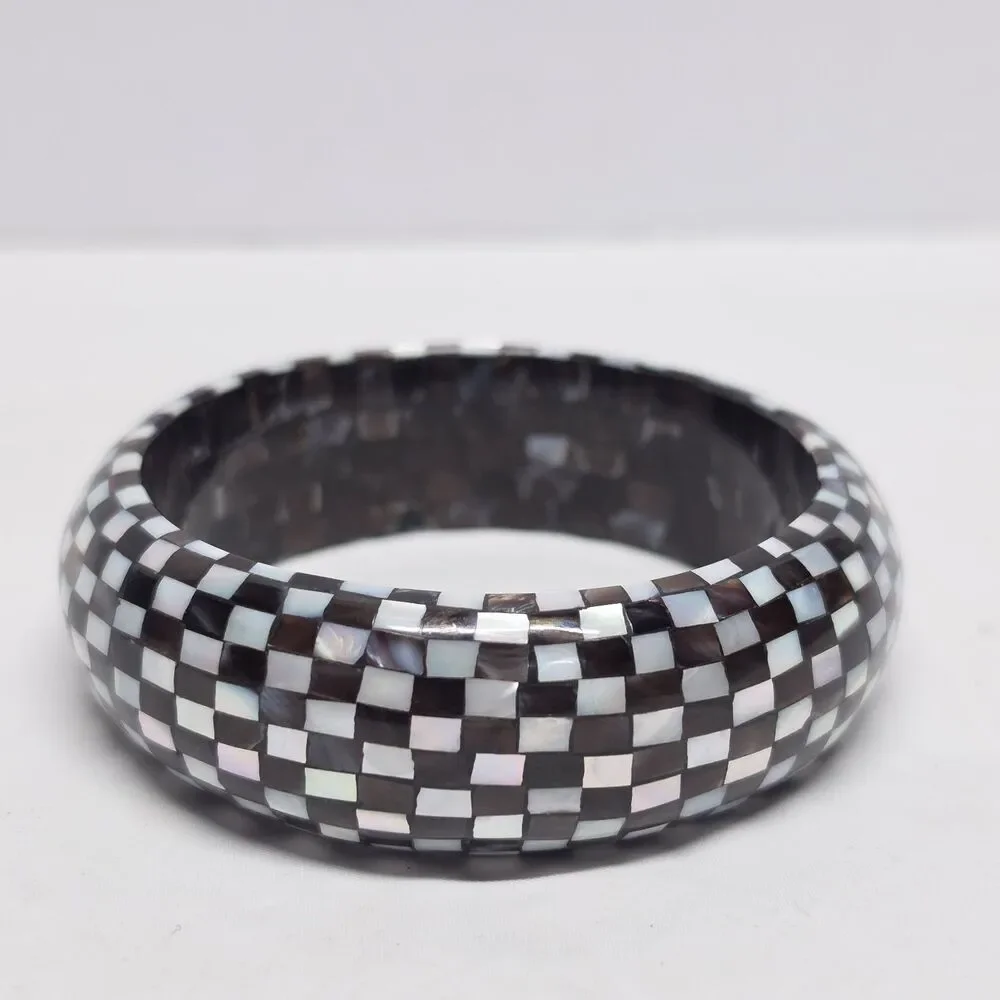 Vintage Mother of pearl Checkered Mosaic Marquetry Bangle Bracelet White & Brown